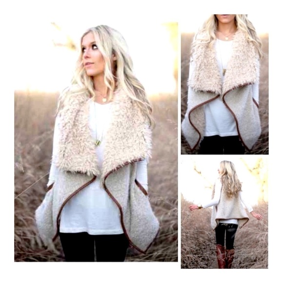 LOVE TREE Sherpa Faux Fur Vest - Natural - Picture 1 of 8